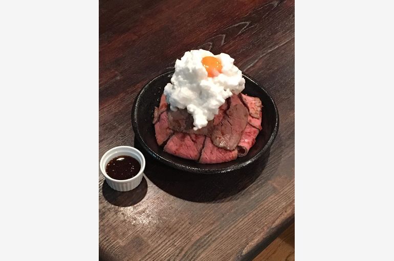 暑さにはお肉で栄養補給しませんか☆
