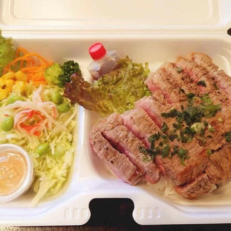 今日のディナー、まだ決まってないですか？